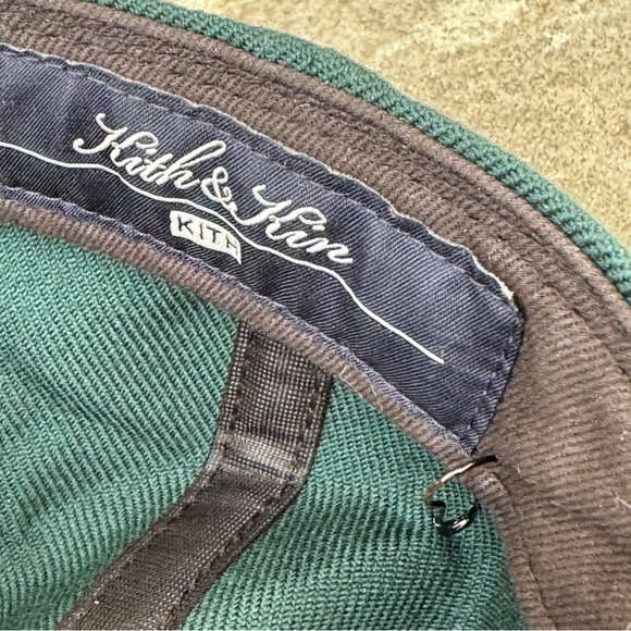 Kith x New Era New York Yankees Long Bill Low Crown Green Strapback Hat - Picture 6 of 8